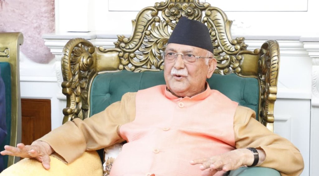 सेनाले आफ्नो मोबाइल सिज गरिदिएको ओलीको खुलासा