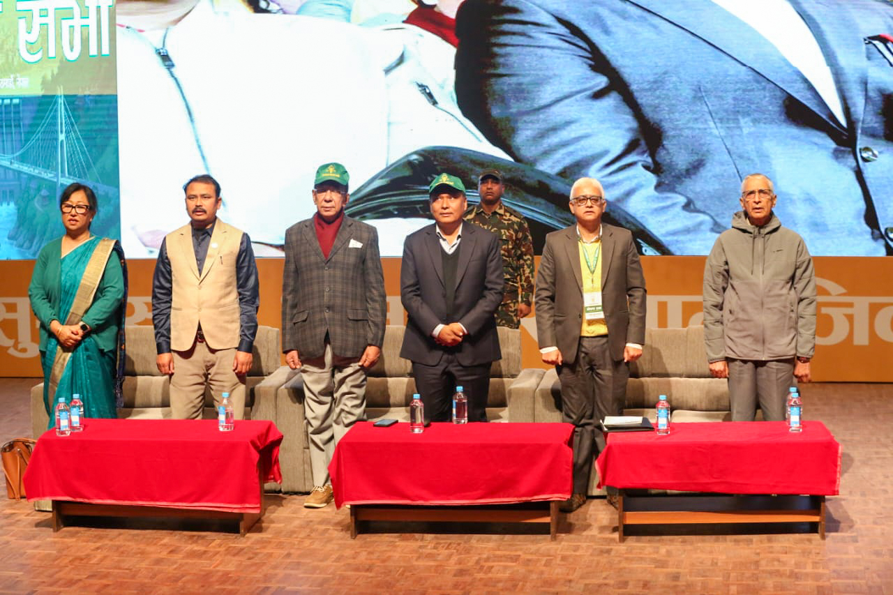 कुलमान नेतृत्वको उज्यालो नेपाल पार्टी घोषणा सभामा को को पुगे ?